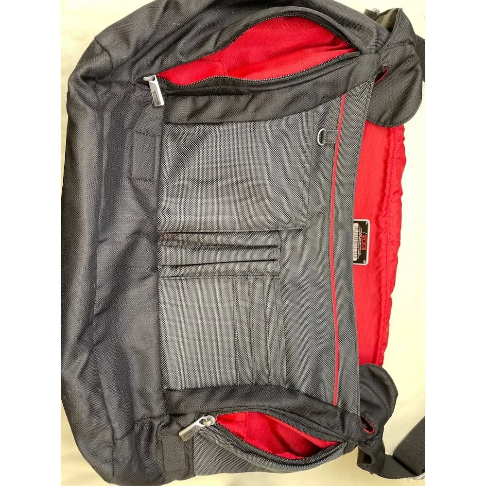 Tumi Unisex Cross Body Messenger Laptop Black Nylon Bag #51120 SKU 5852